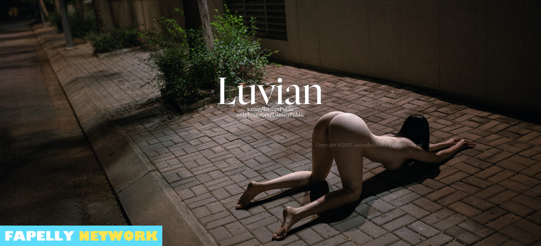 LuvianPublic NacktOnlyFans Foto #1